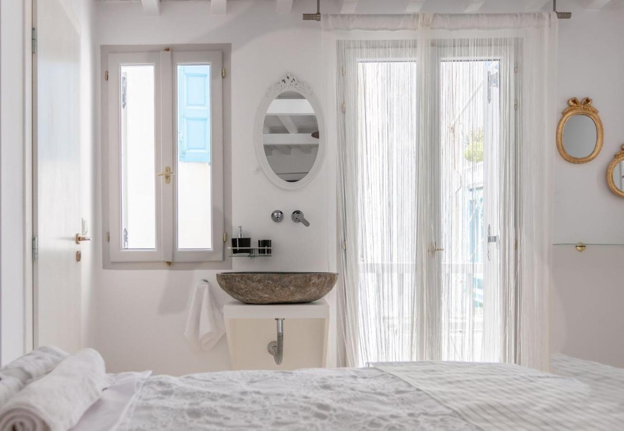 Aniko Suites Chora Mykonos Town Exterior photo